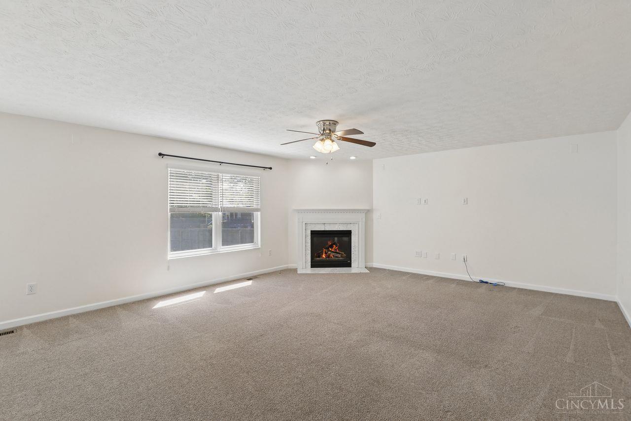 14 Hummingbird Way