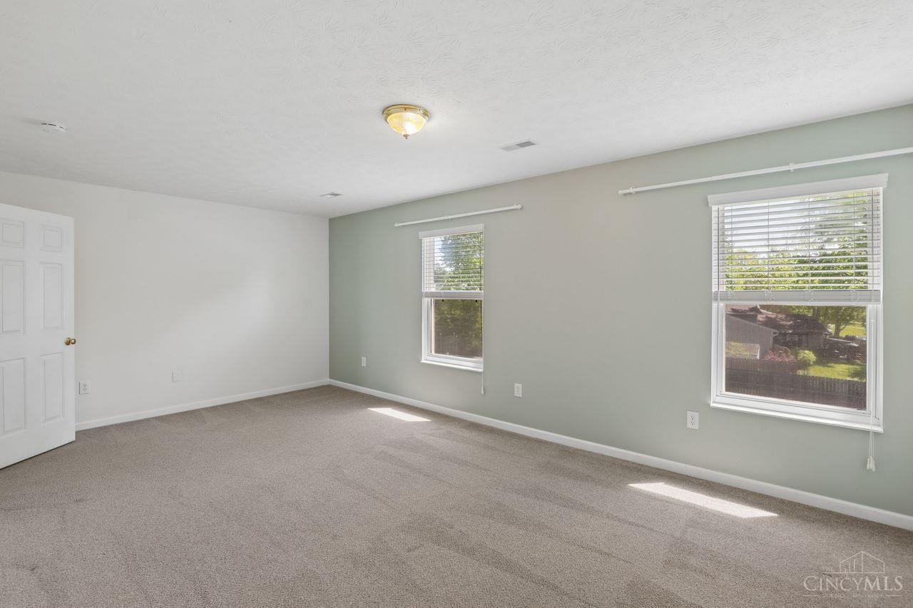 14 Hummingbird Way