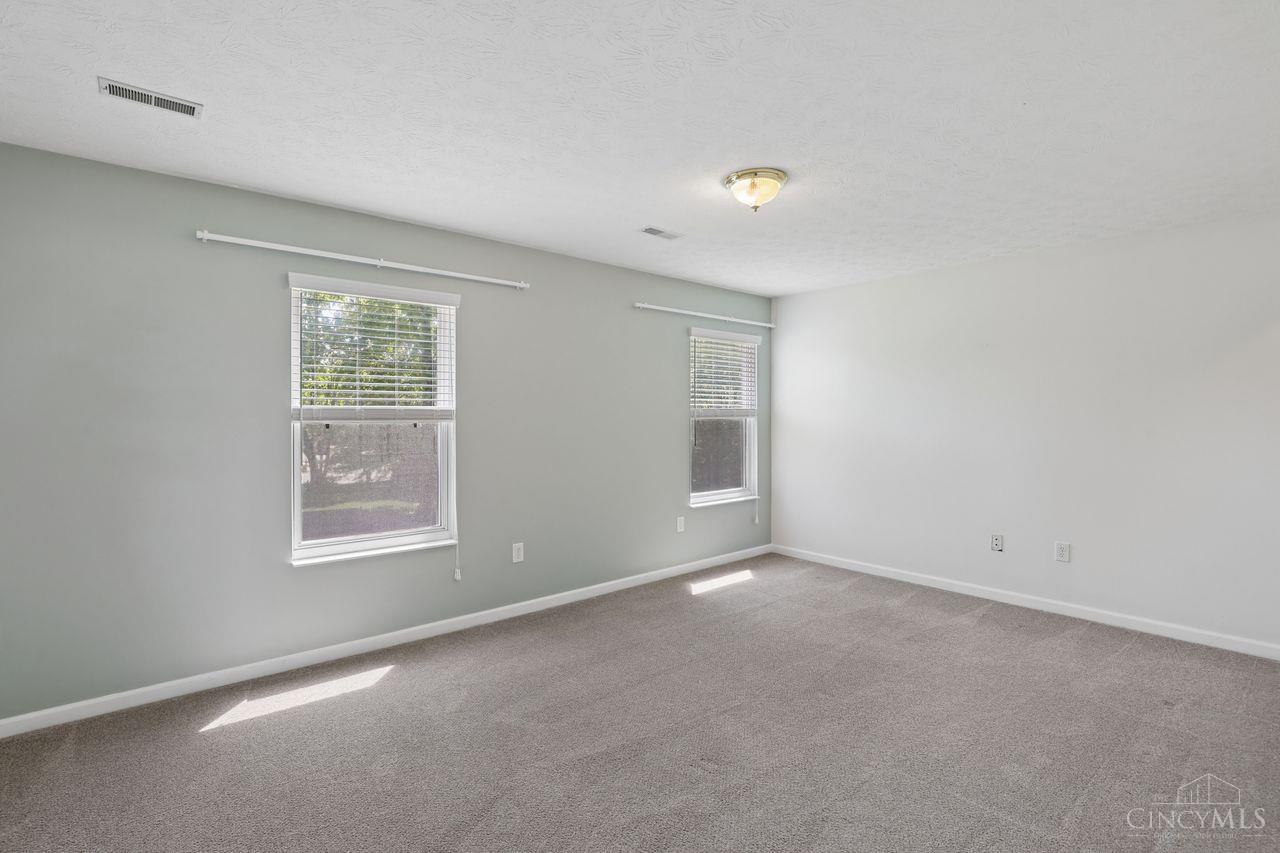 14 Hummingbird Way