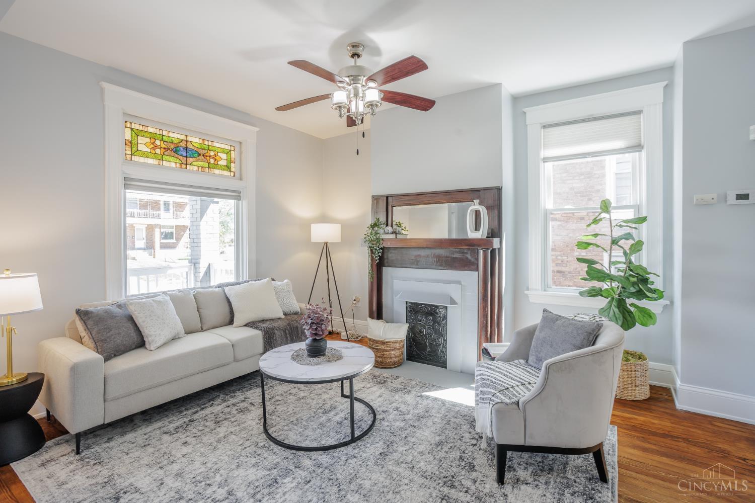2431 Robertson