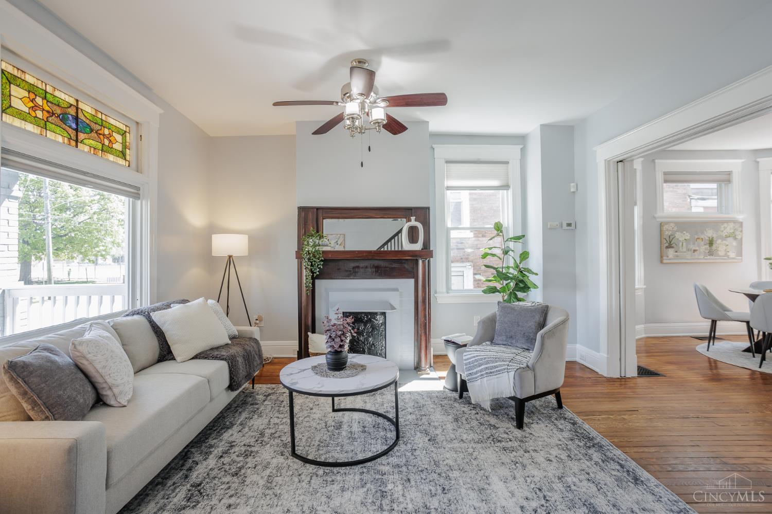 2431 Robertson