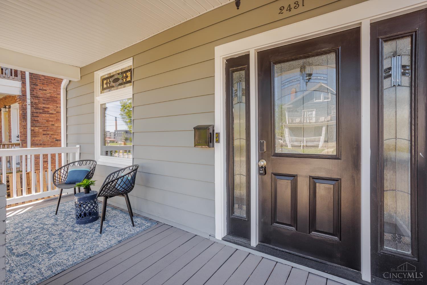 2431 Robertson