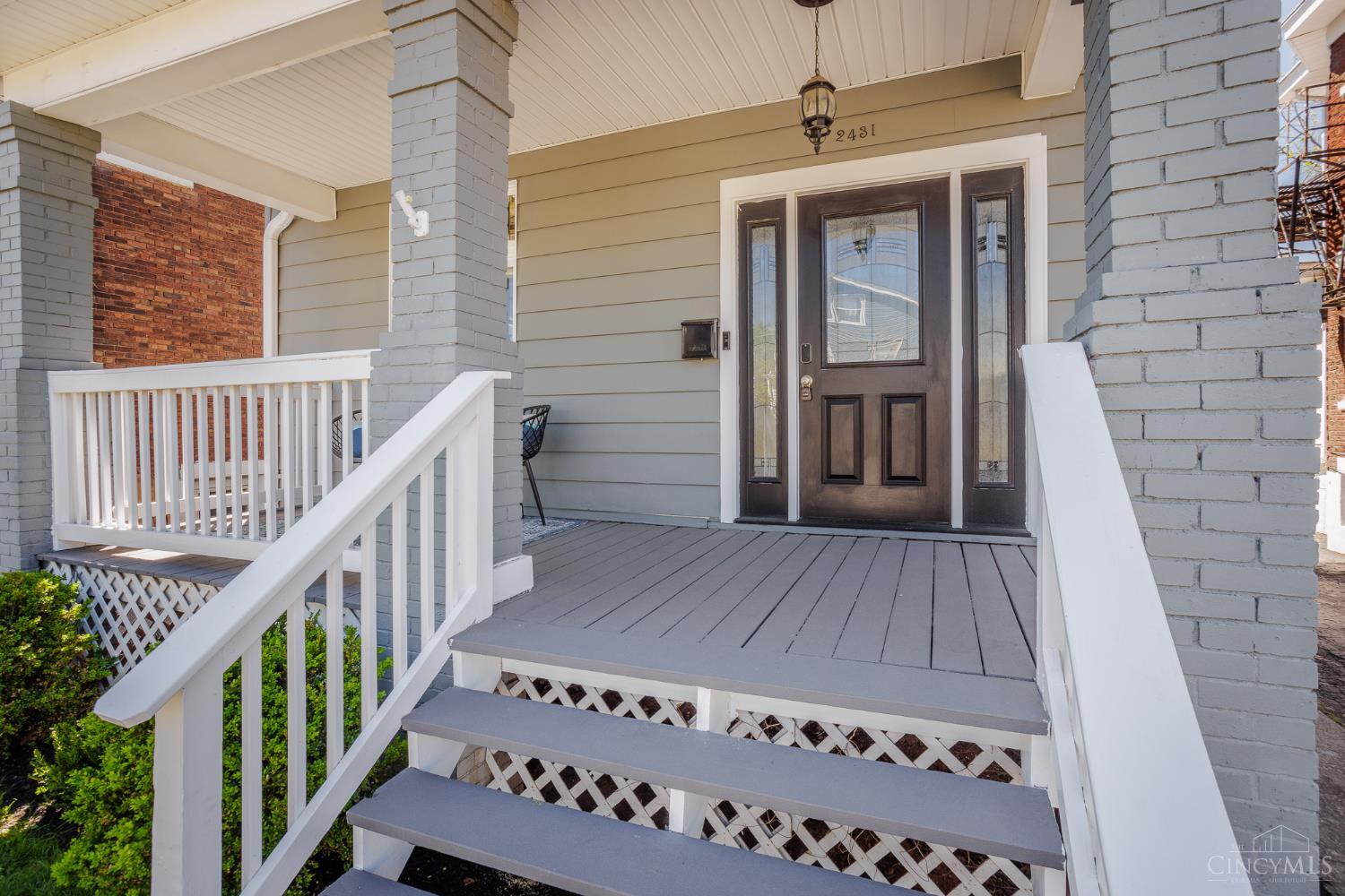 2431 Robertson