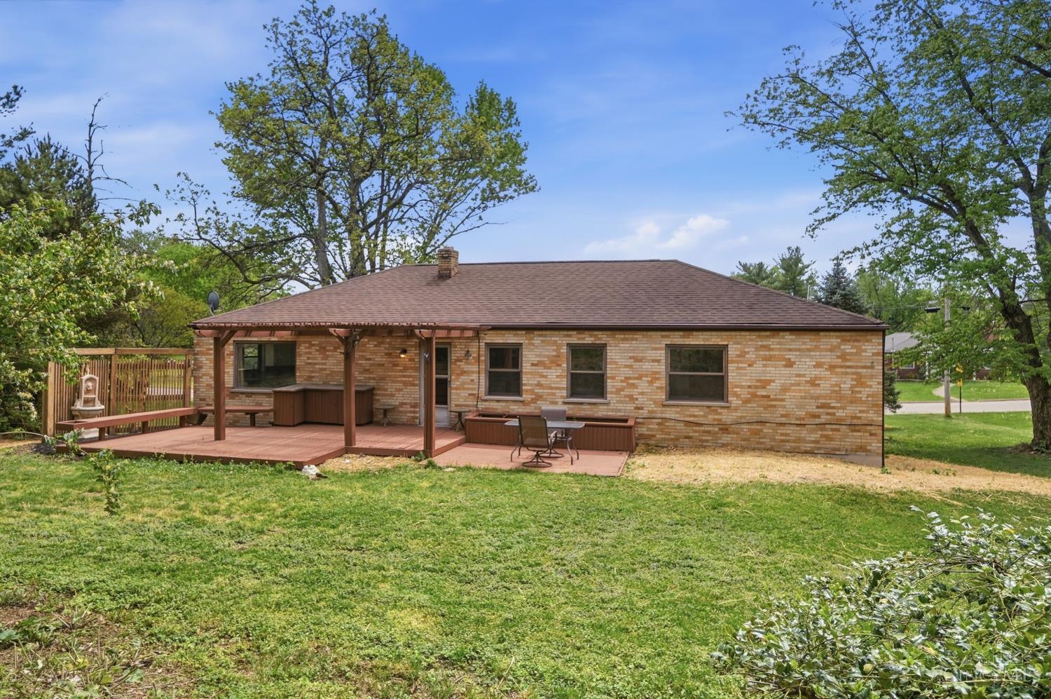 3510 Crestnoll Lane
