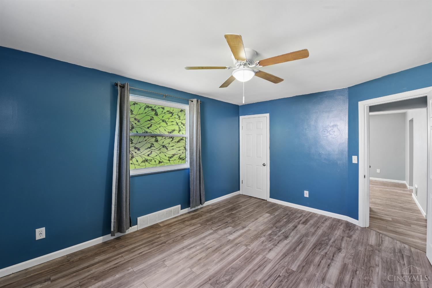 627 Roebling Road