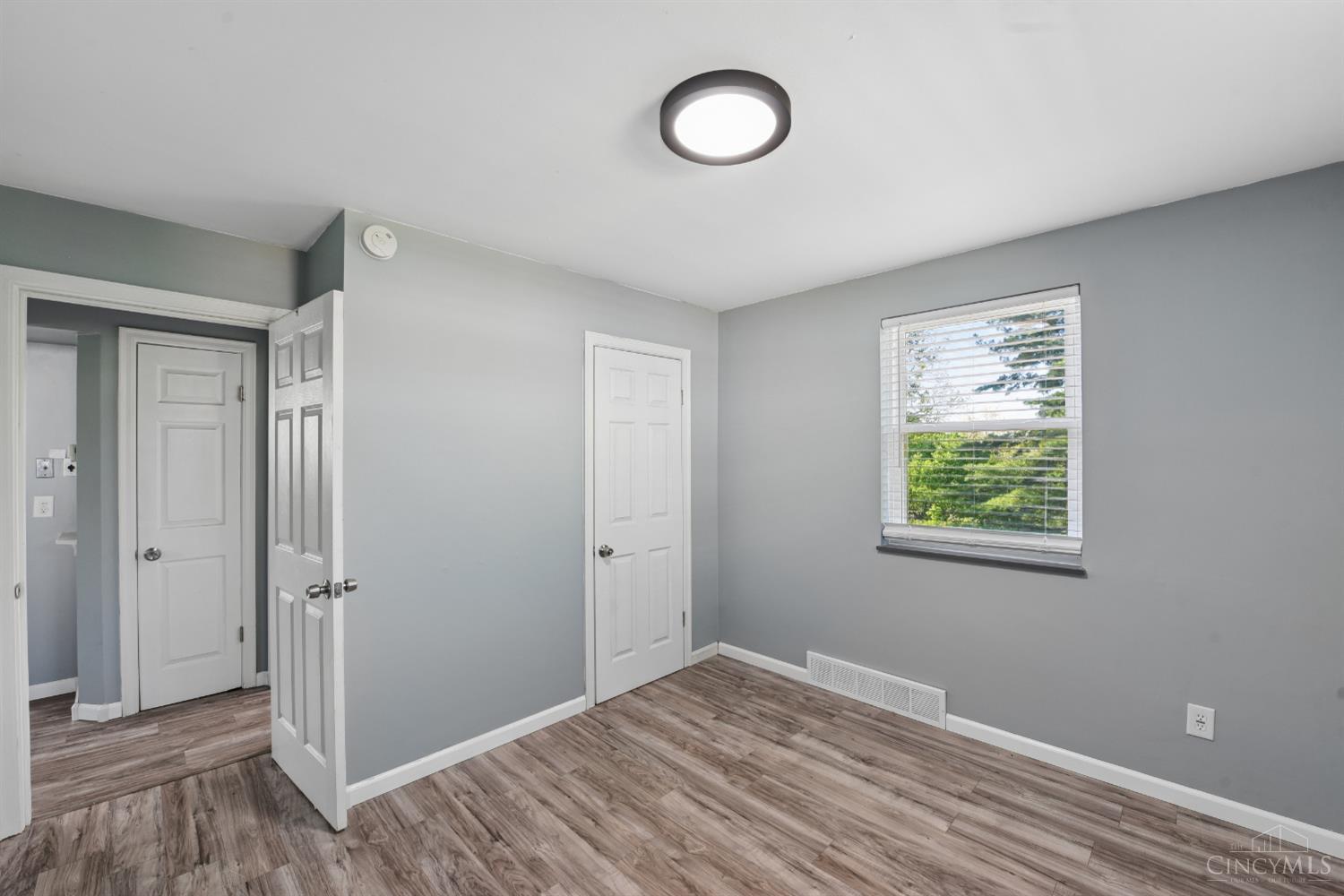 627 Roebling Road
