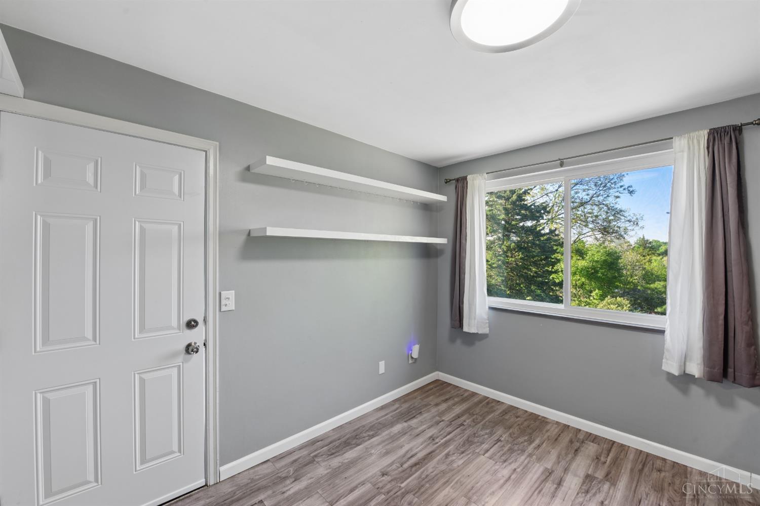 627 Roebling Road