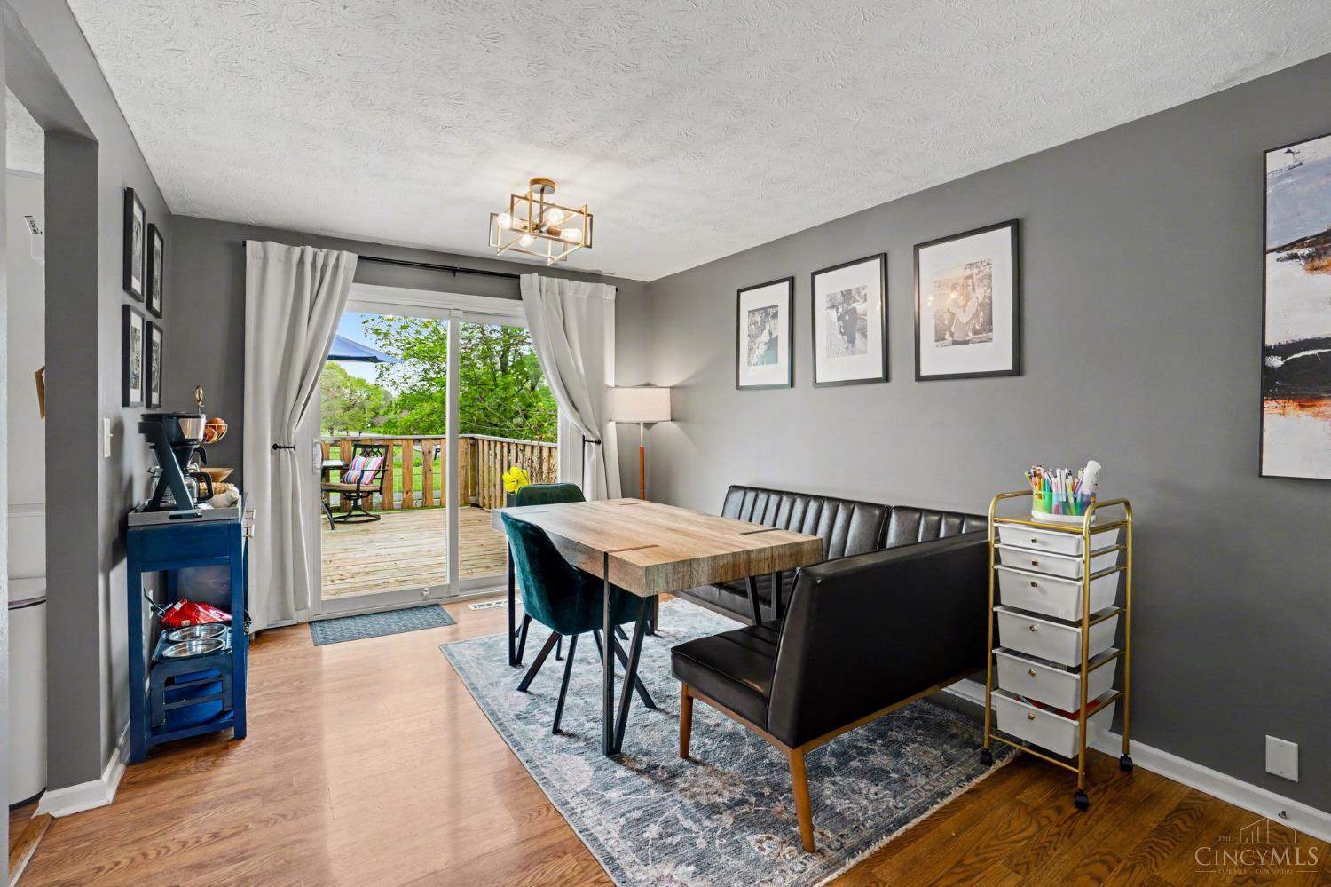 1194 Nature Run Road