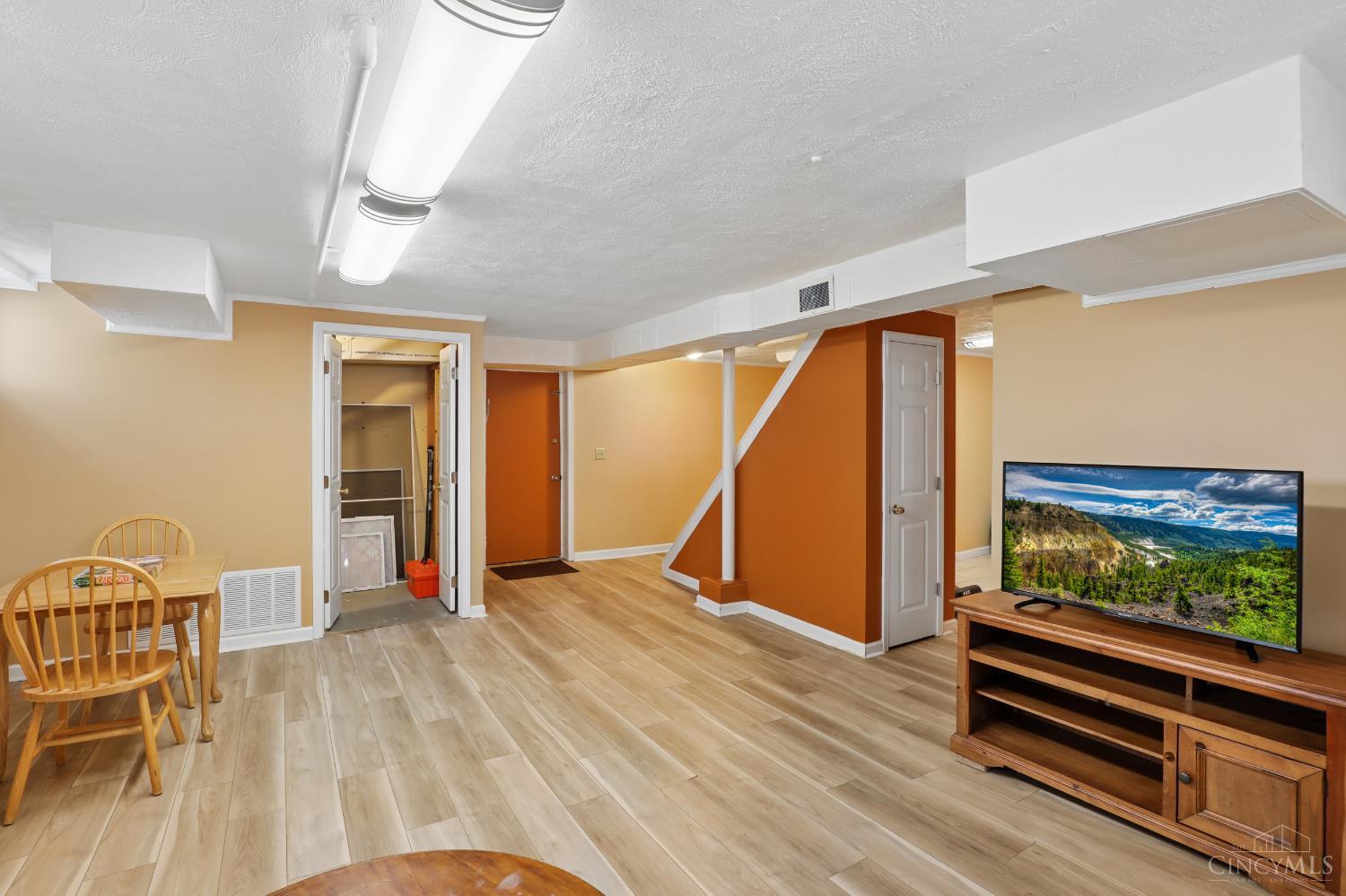 3266 Floridale Lane