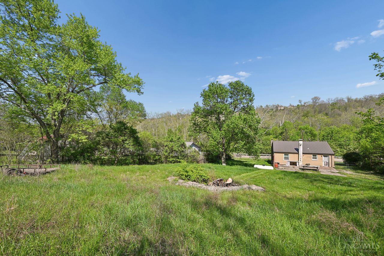 7605 Wesselman Road