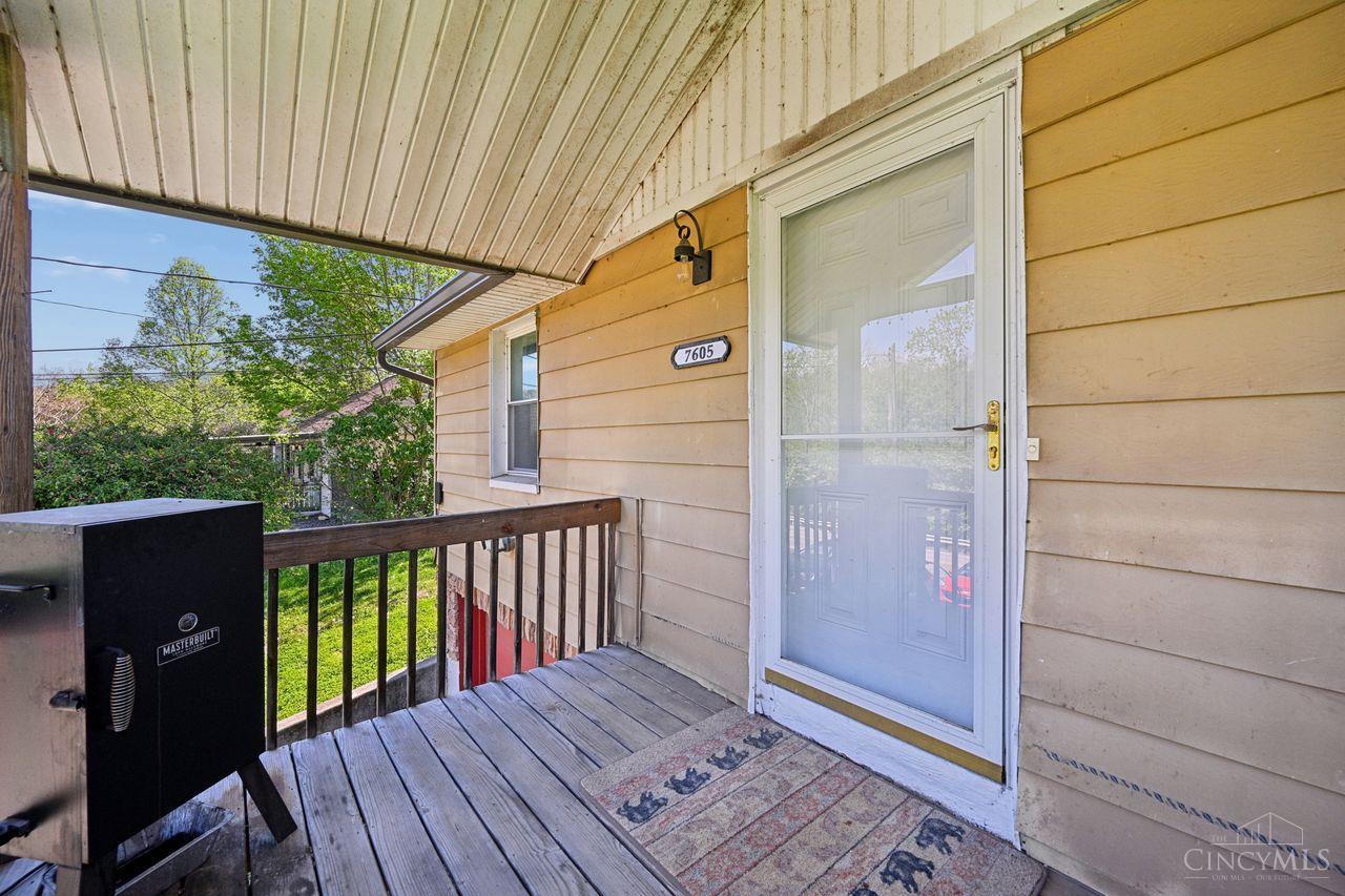 7605 Wesselman Road