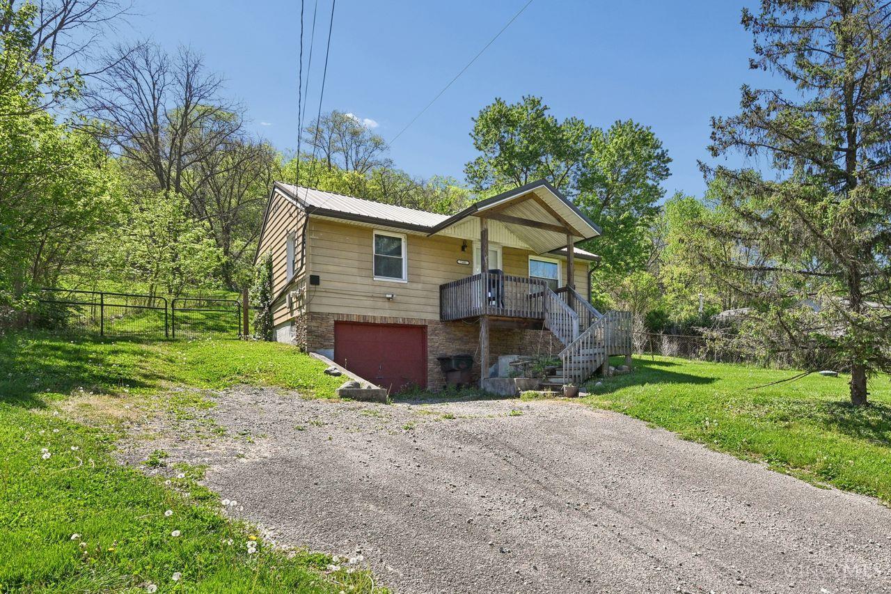 7605 Wesselman Road