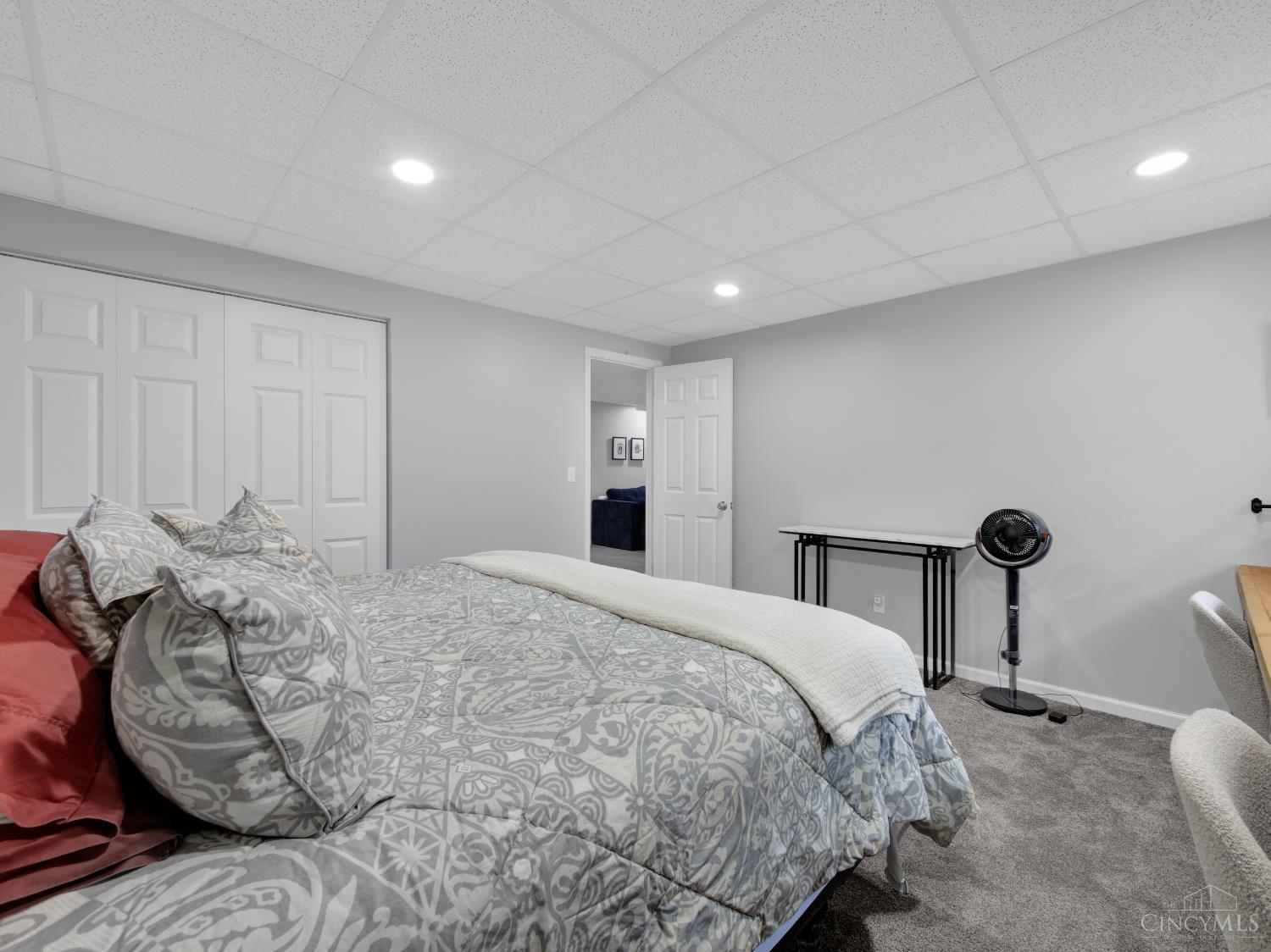 7065 Valleycrest Drive