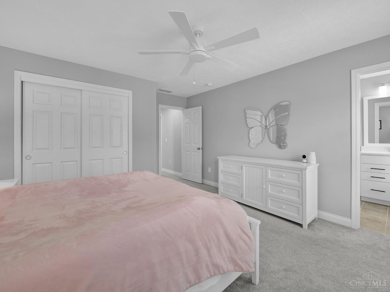 7065 Valleycrest Drive