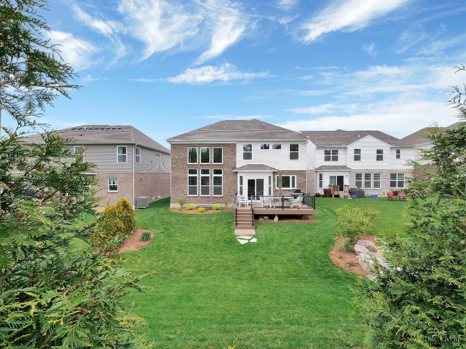 7065 Valleycrest Drive