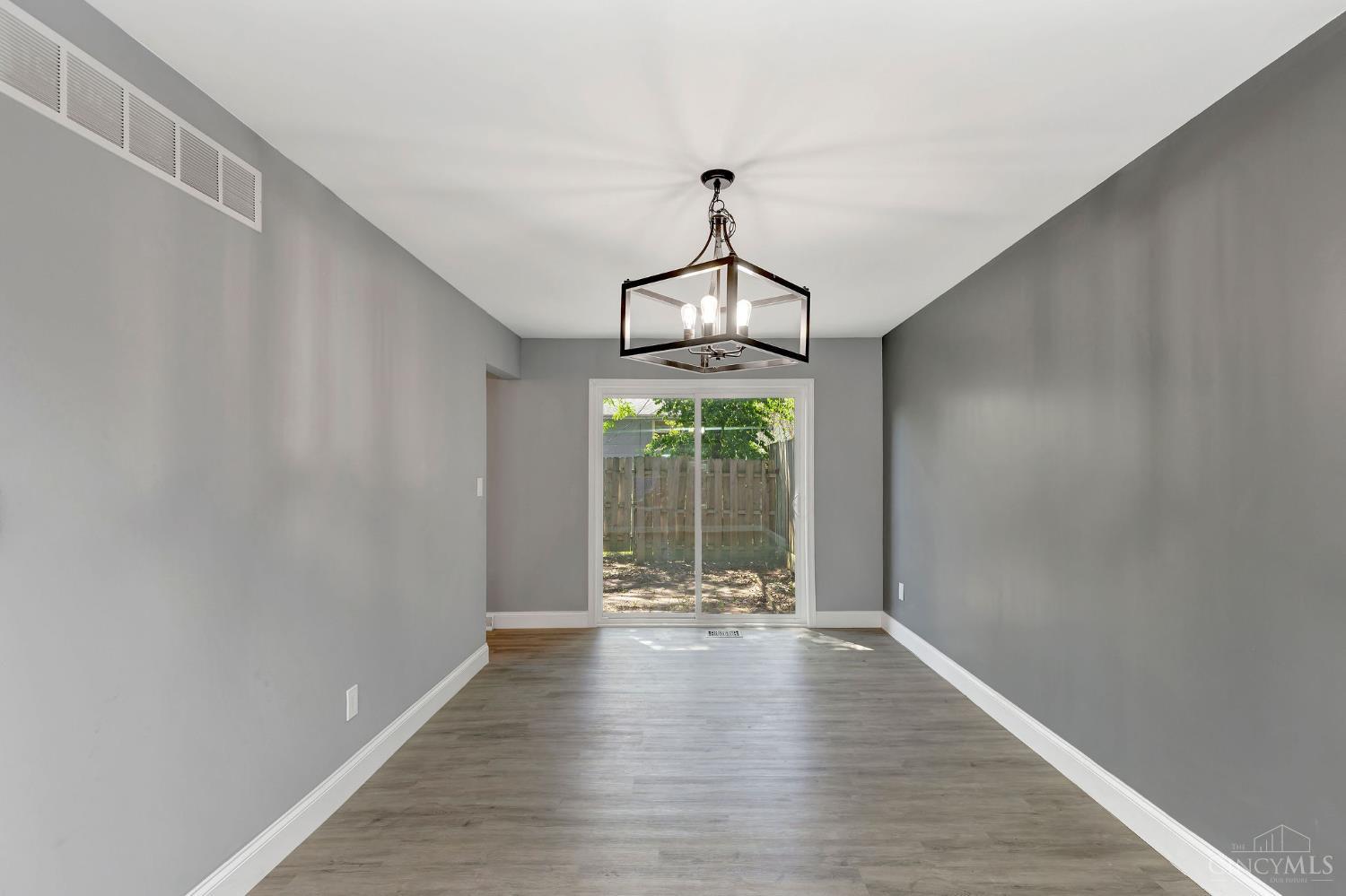 2687 Westwood Northern Boulevard B3