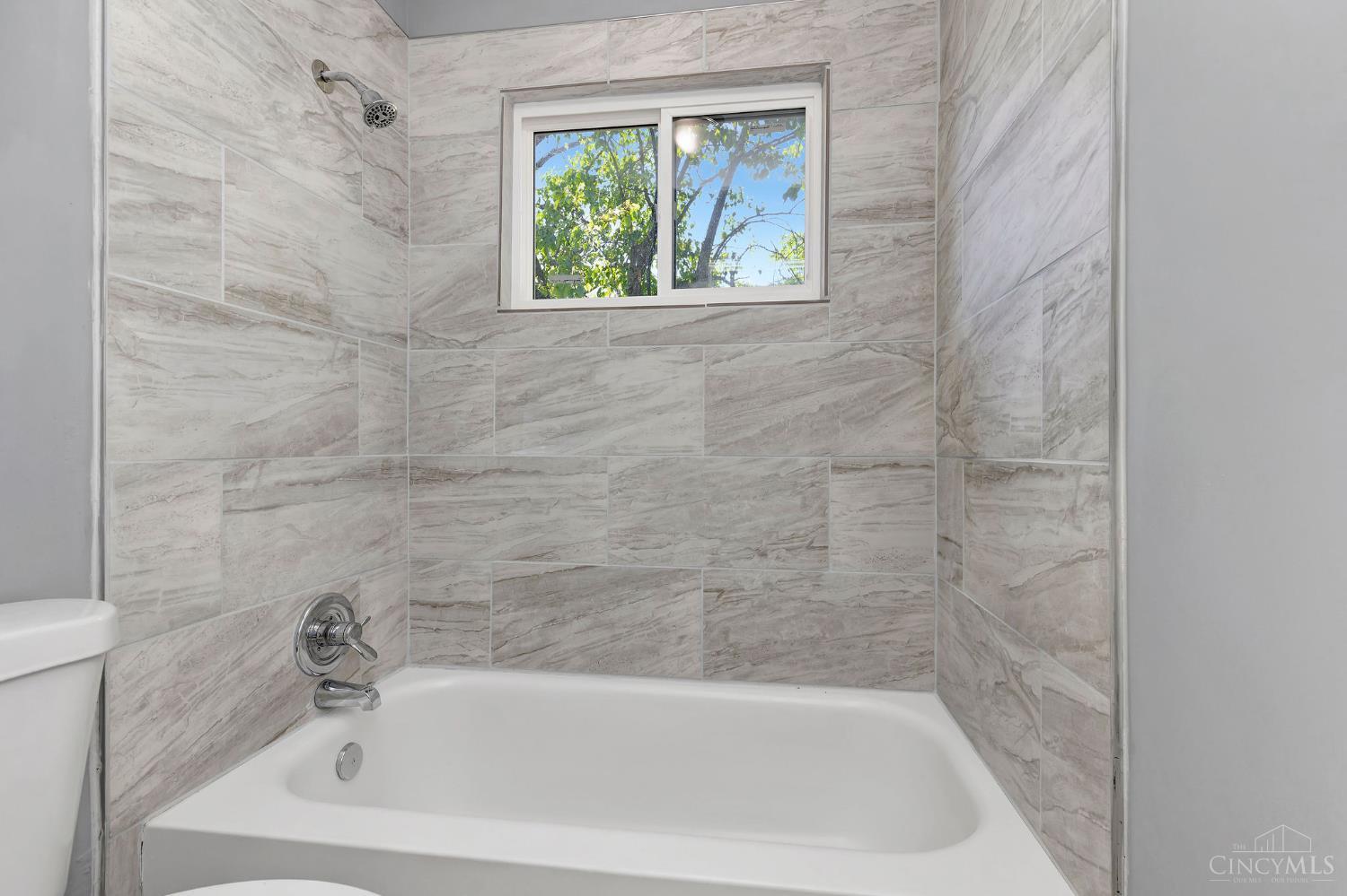 2687 Westwood Northern Boulevard B3