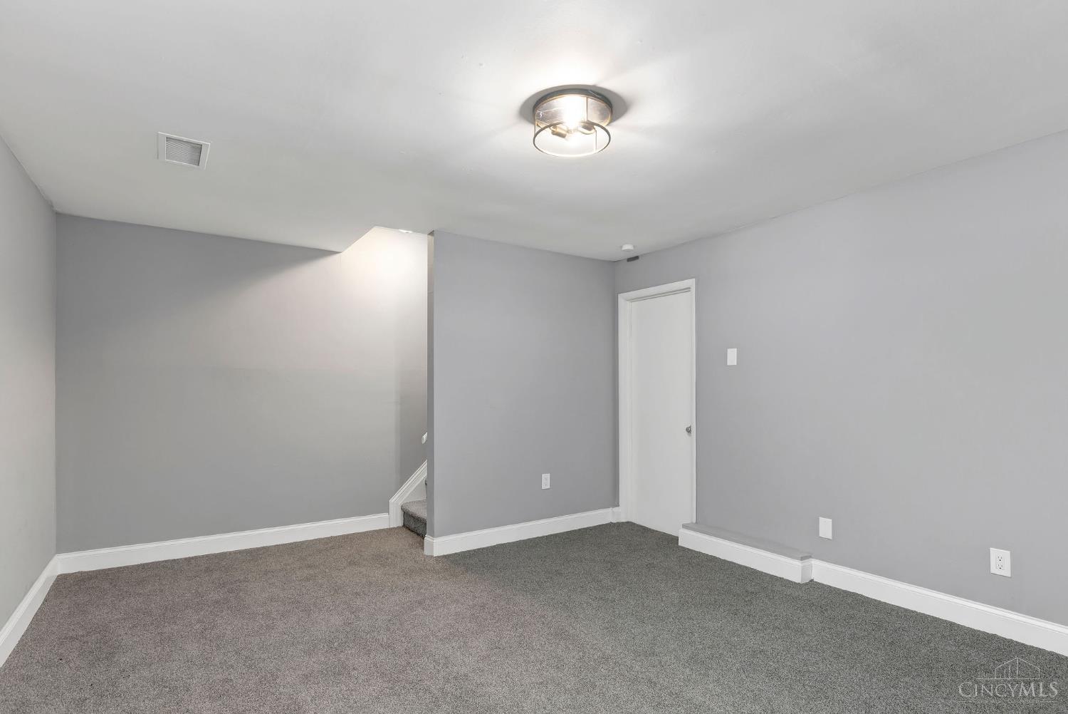 2687 Westwood Northern Boulevard B3