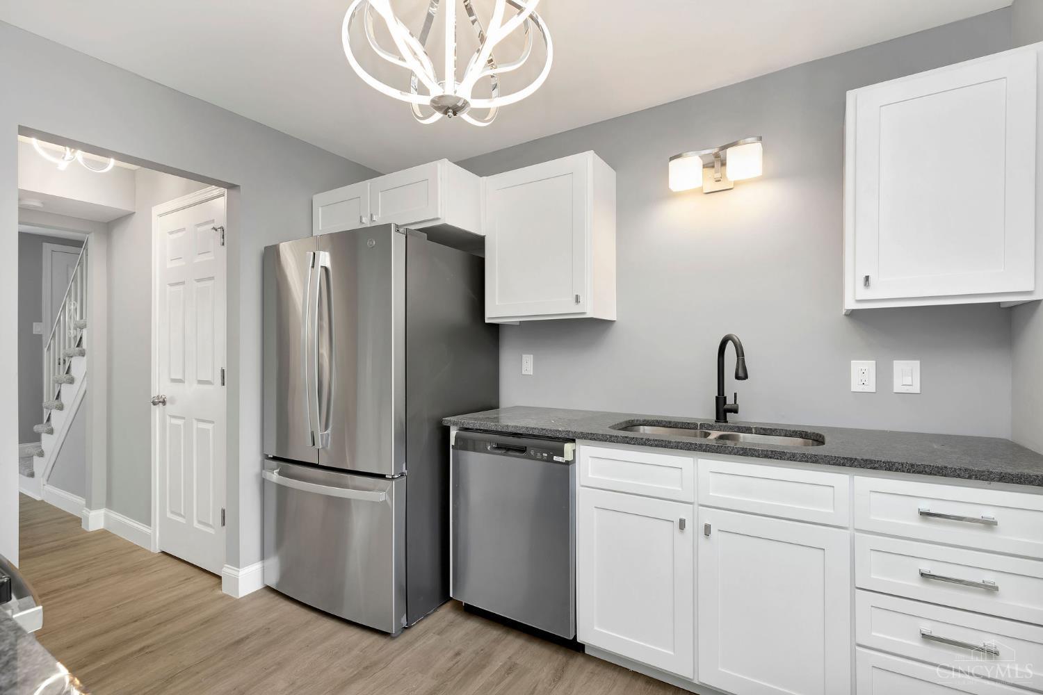 2687 Westwood Northern Boulevard B3