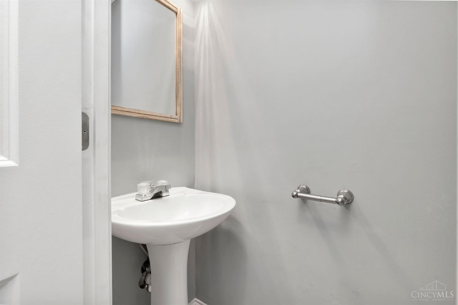 2687 Westwood Northern Boulevard B3