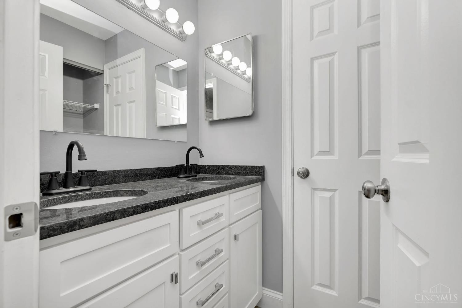 2687 Westwood Northern Boulevard B3