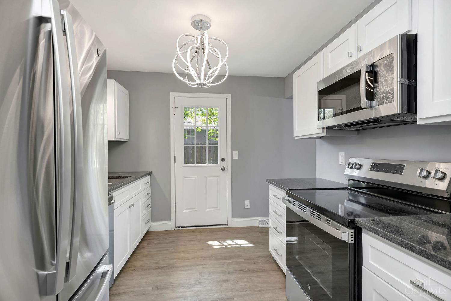 2687 Westwood Northern Boulevard B3