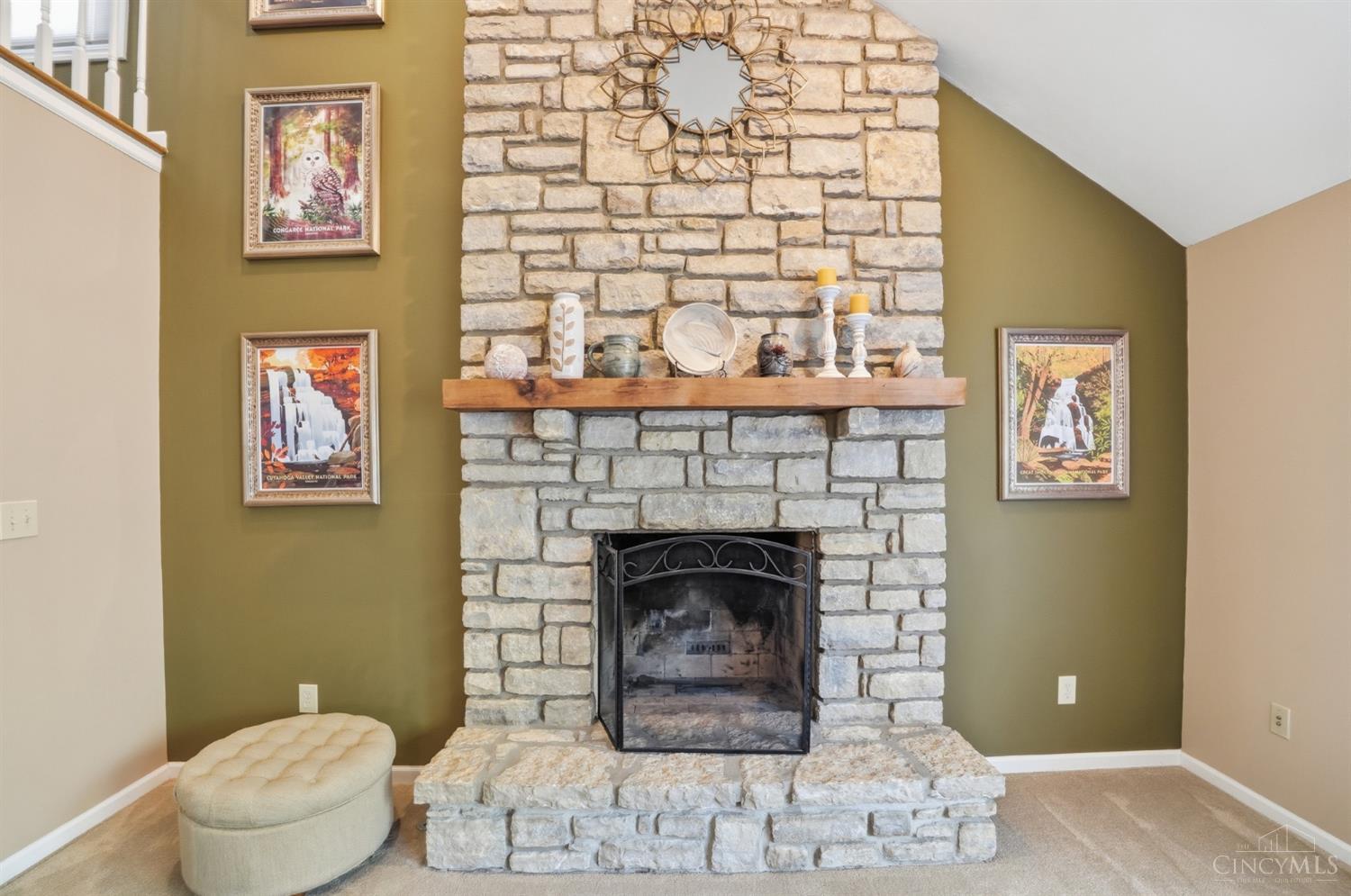 3818 Sherbrooke Drive