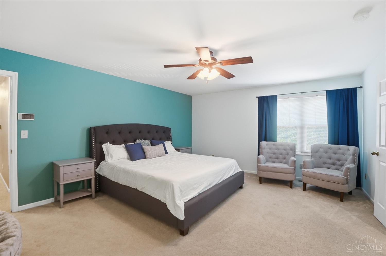 3818 Sherbrooke Drive