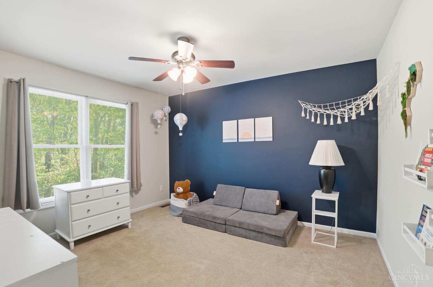 3818 Sherbrooke Drive