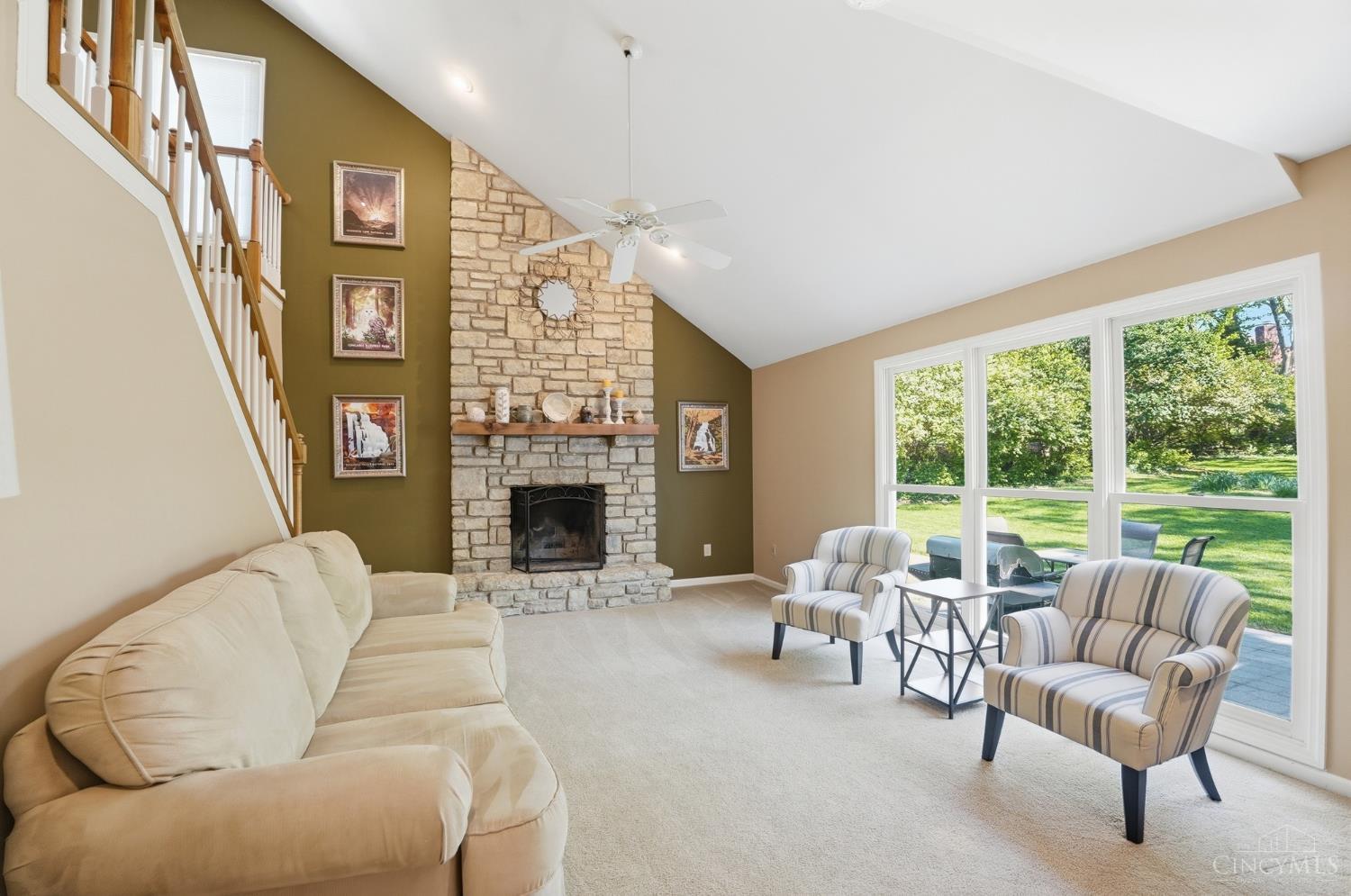 3818 Sherbrooke Drive