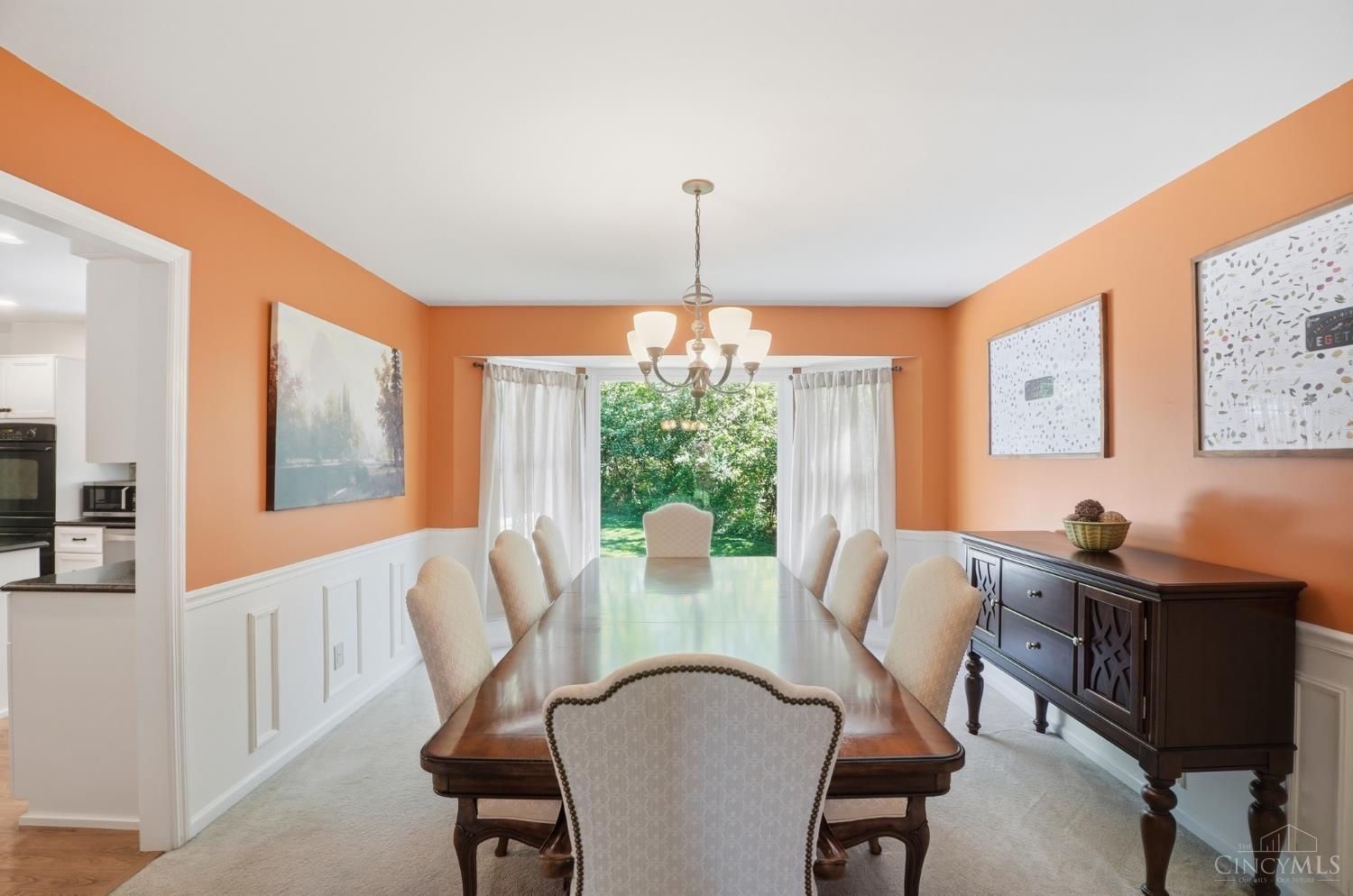 3818 Sherbrooke Drive