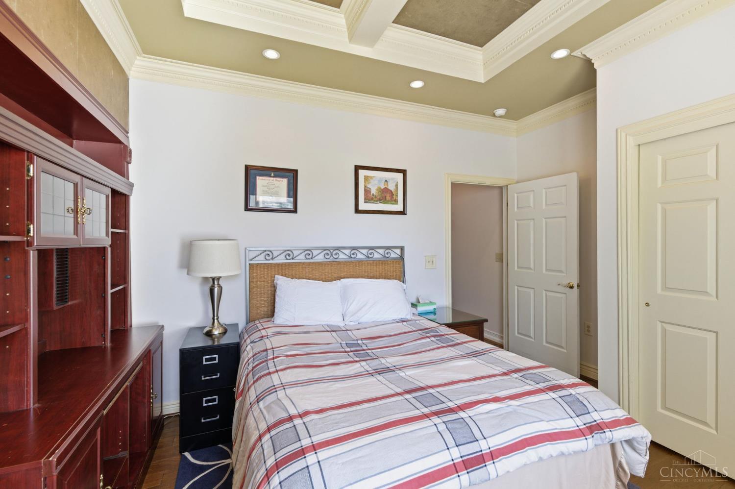 6574 Quail Lake