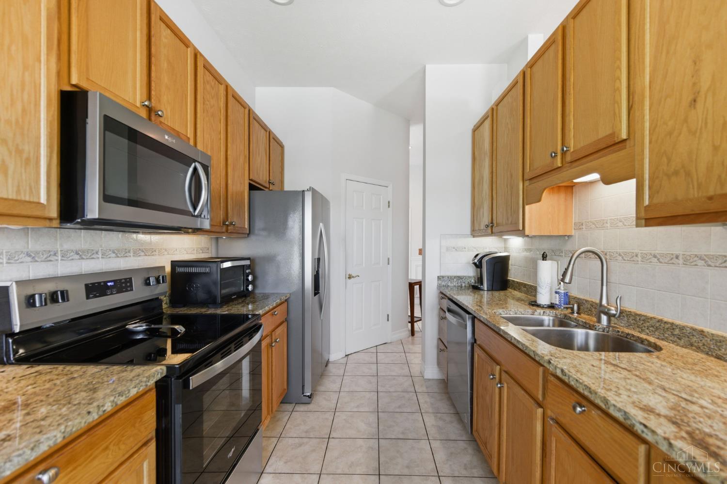 6574 Quail Lake