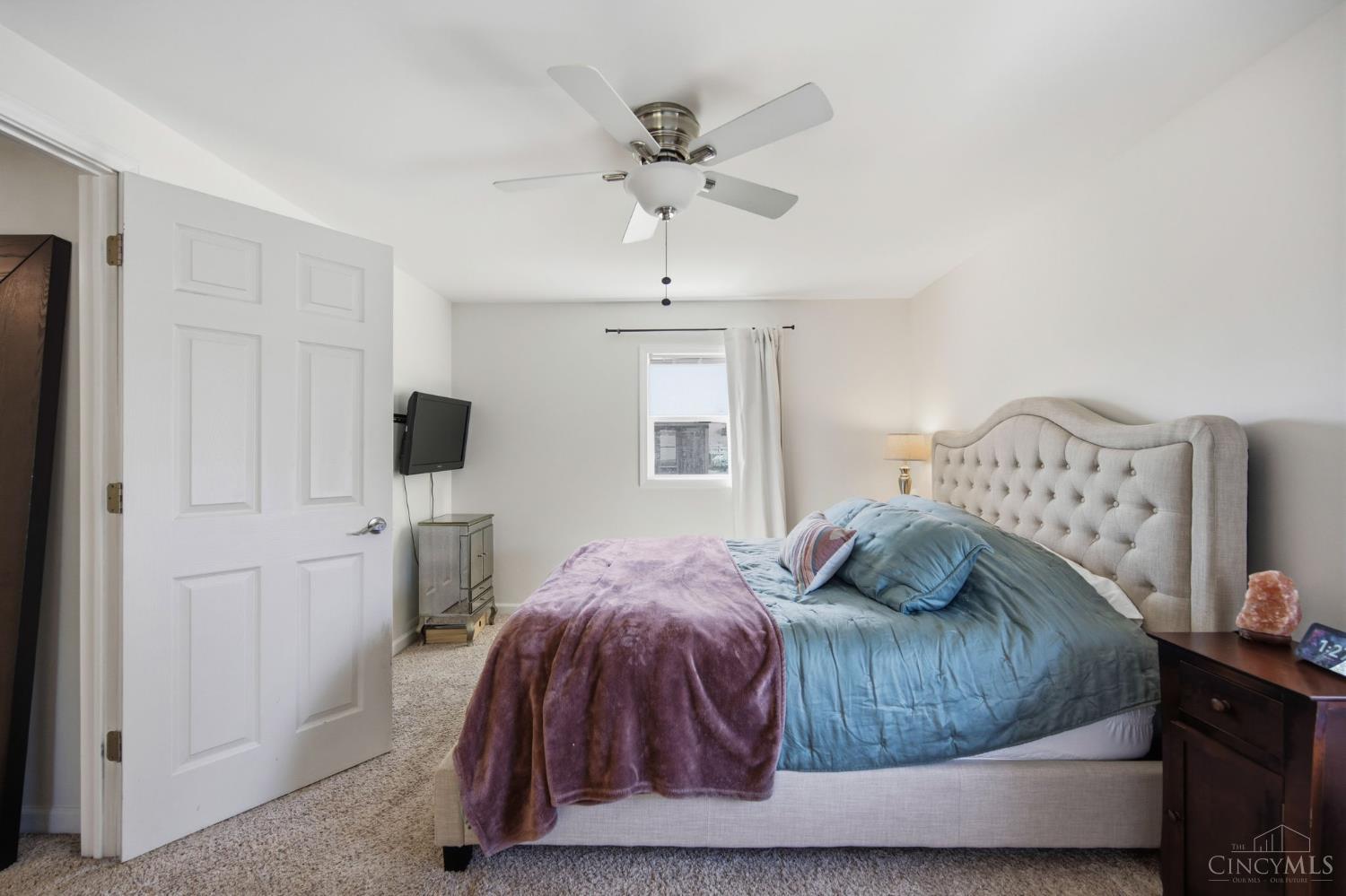 7905 Mapleleaf Drive