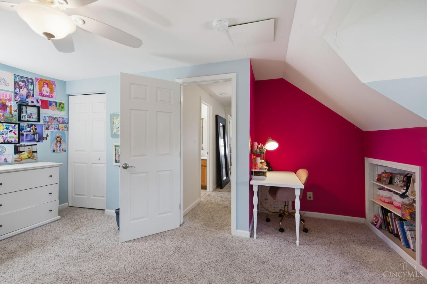 7905 Mapleleaf Drive