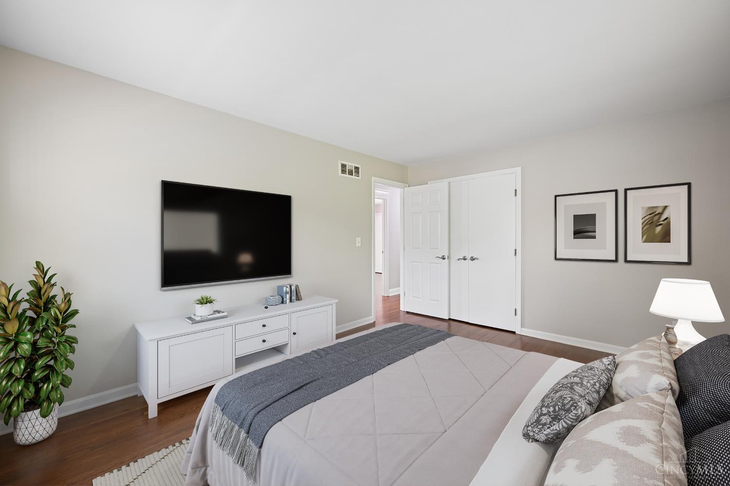 2740 Bentley Court