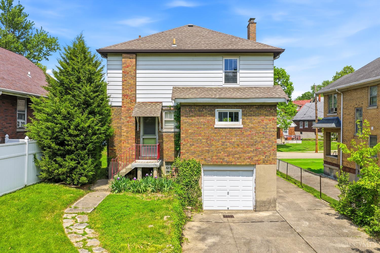 3519 Darwin Avenue