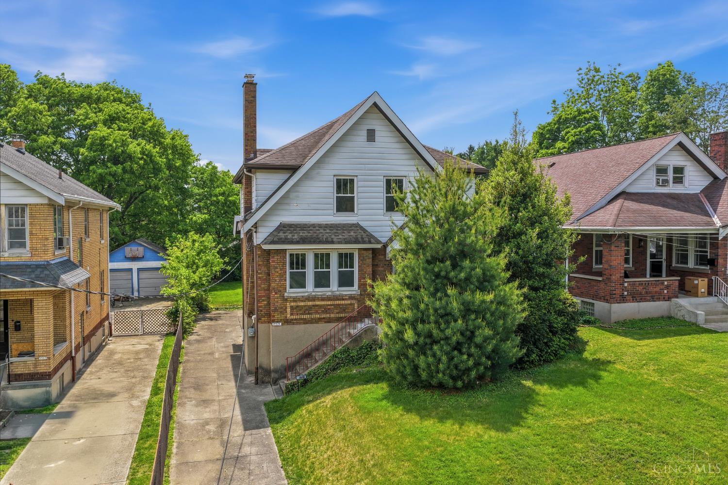 3519 Darwin Avenue
