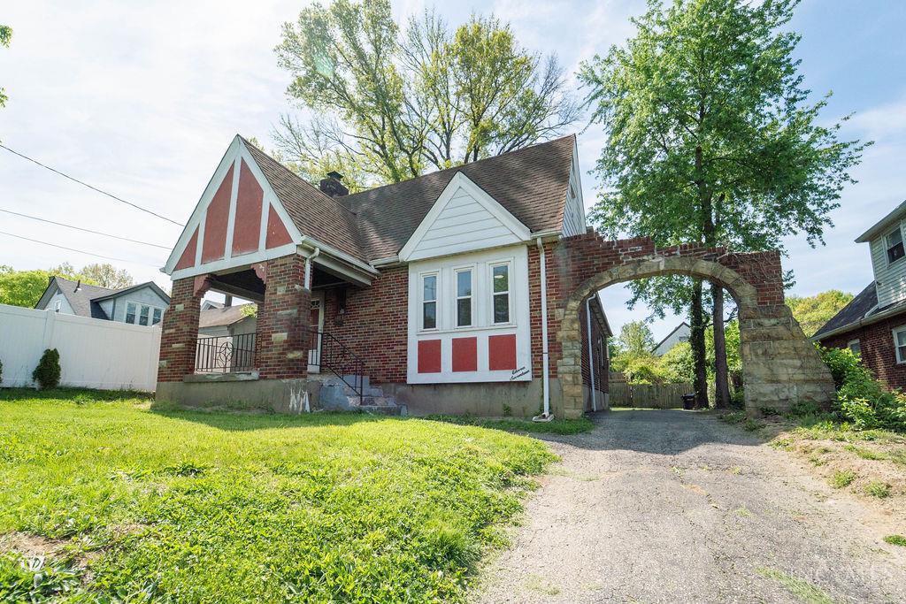 1117 Regent Avenue