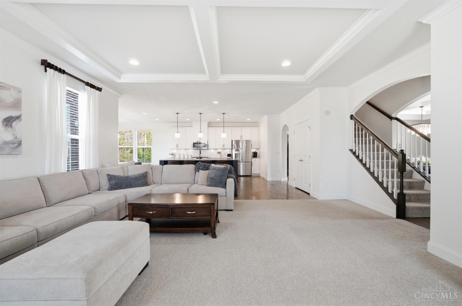 6811 Chapel Lane