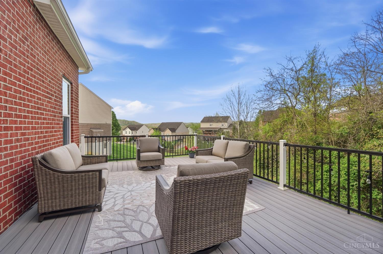 6811 Chapel Lane