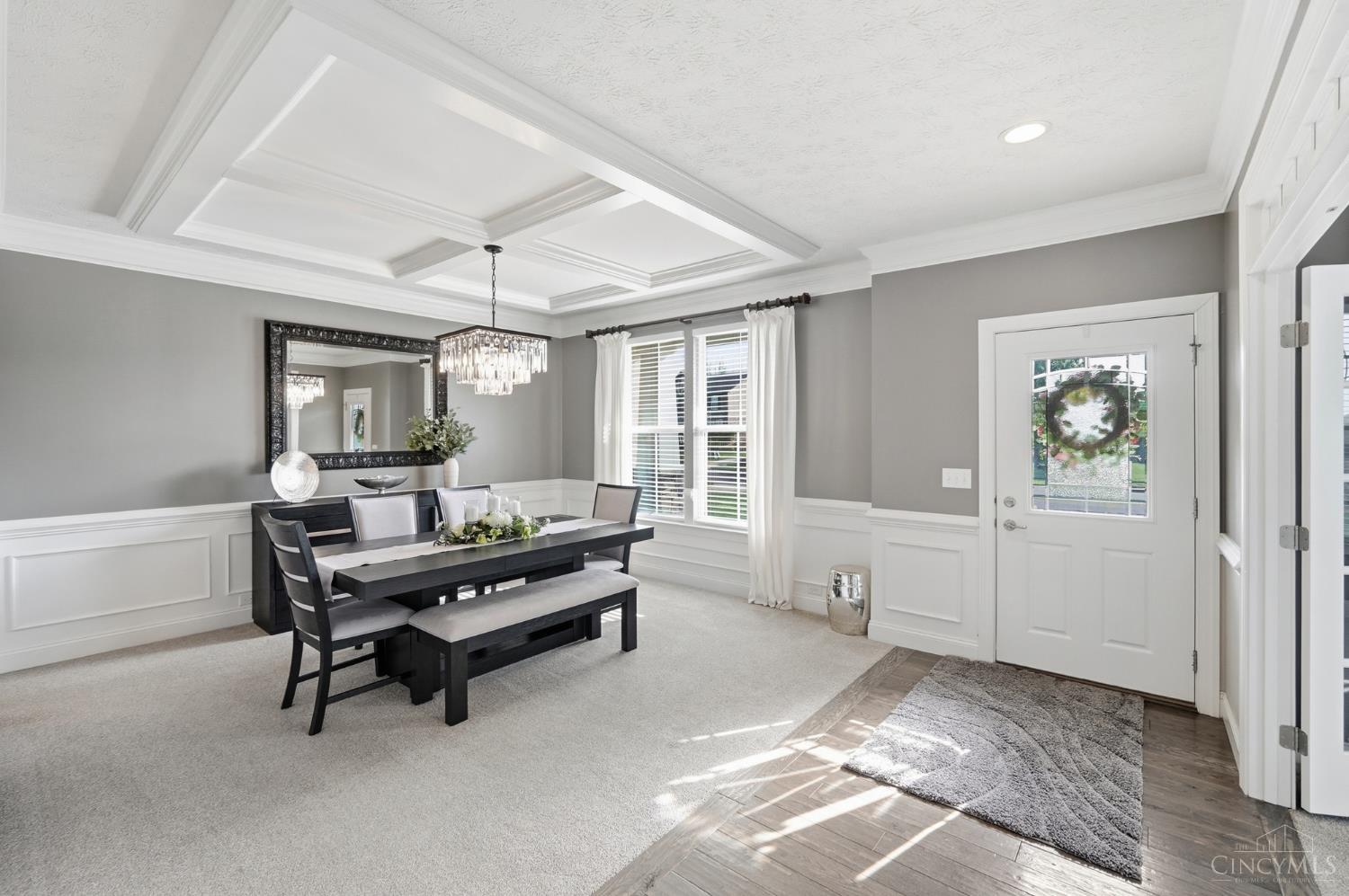 6811 Chapel Lane