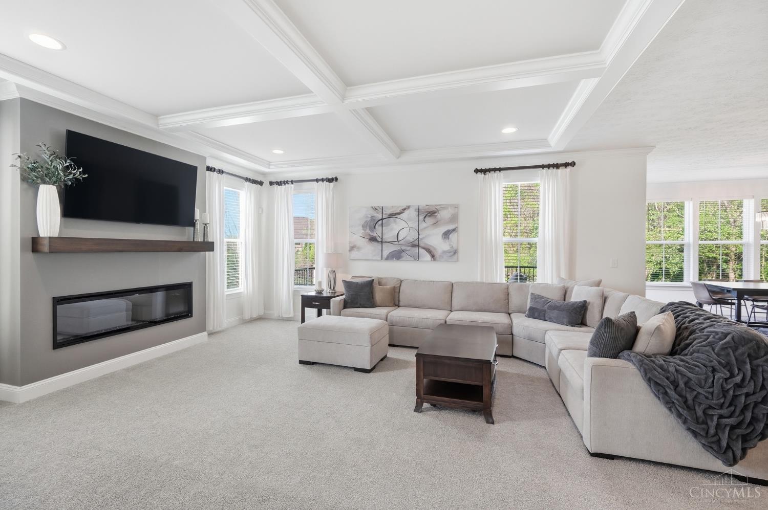 6811 Chapel Lane