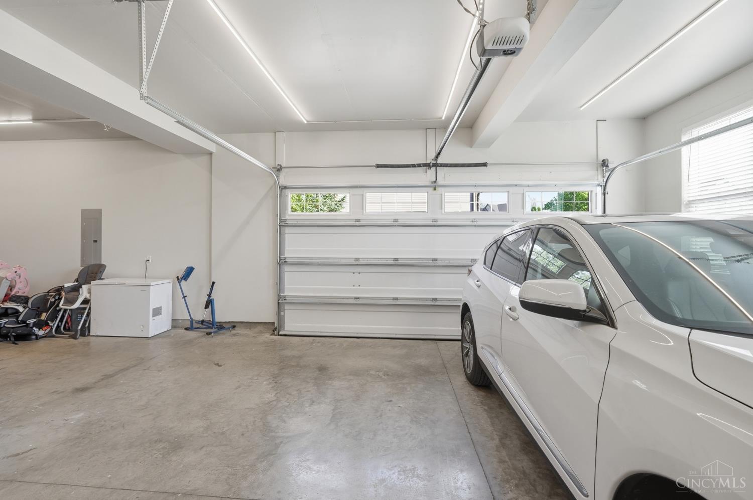 6811 Chapel Lane