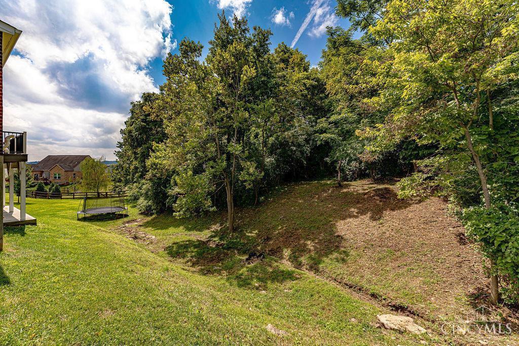 6811 Chapel Lane