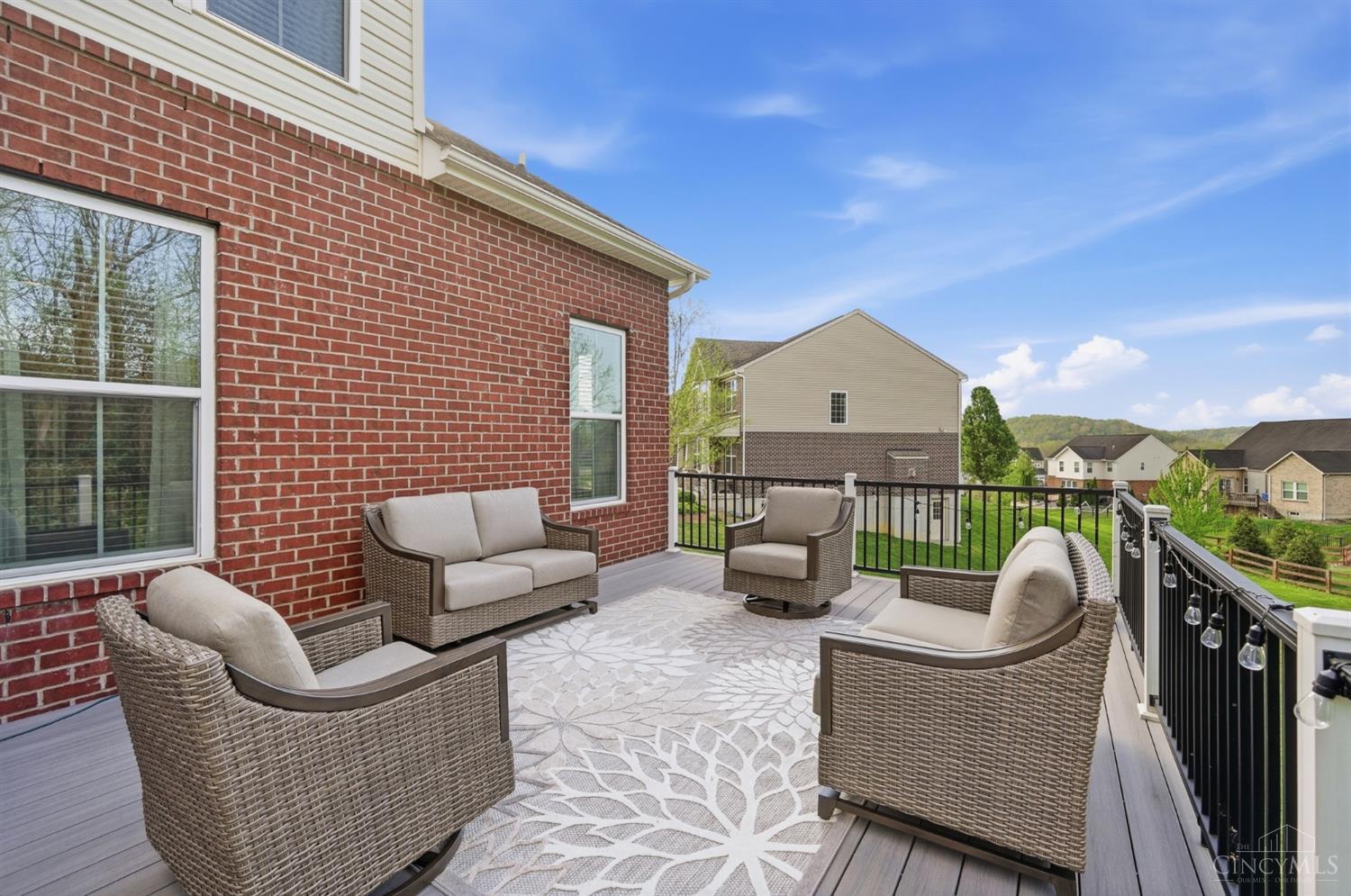 6811 Chapel Lane