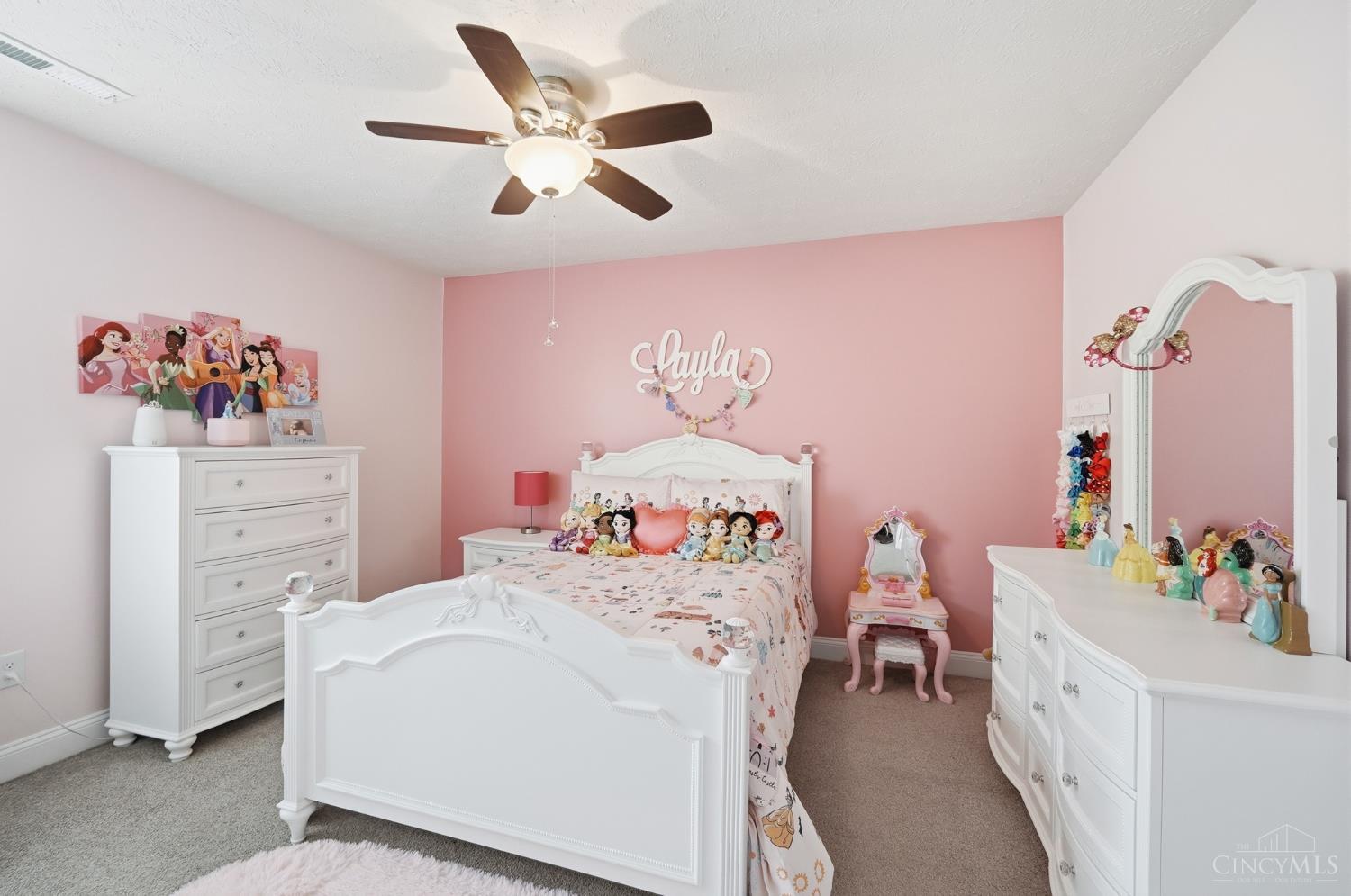 6811 Chapel Lane