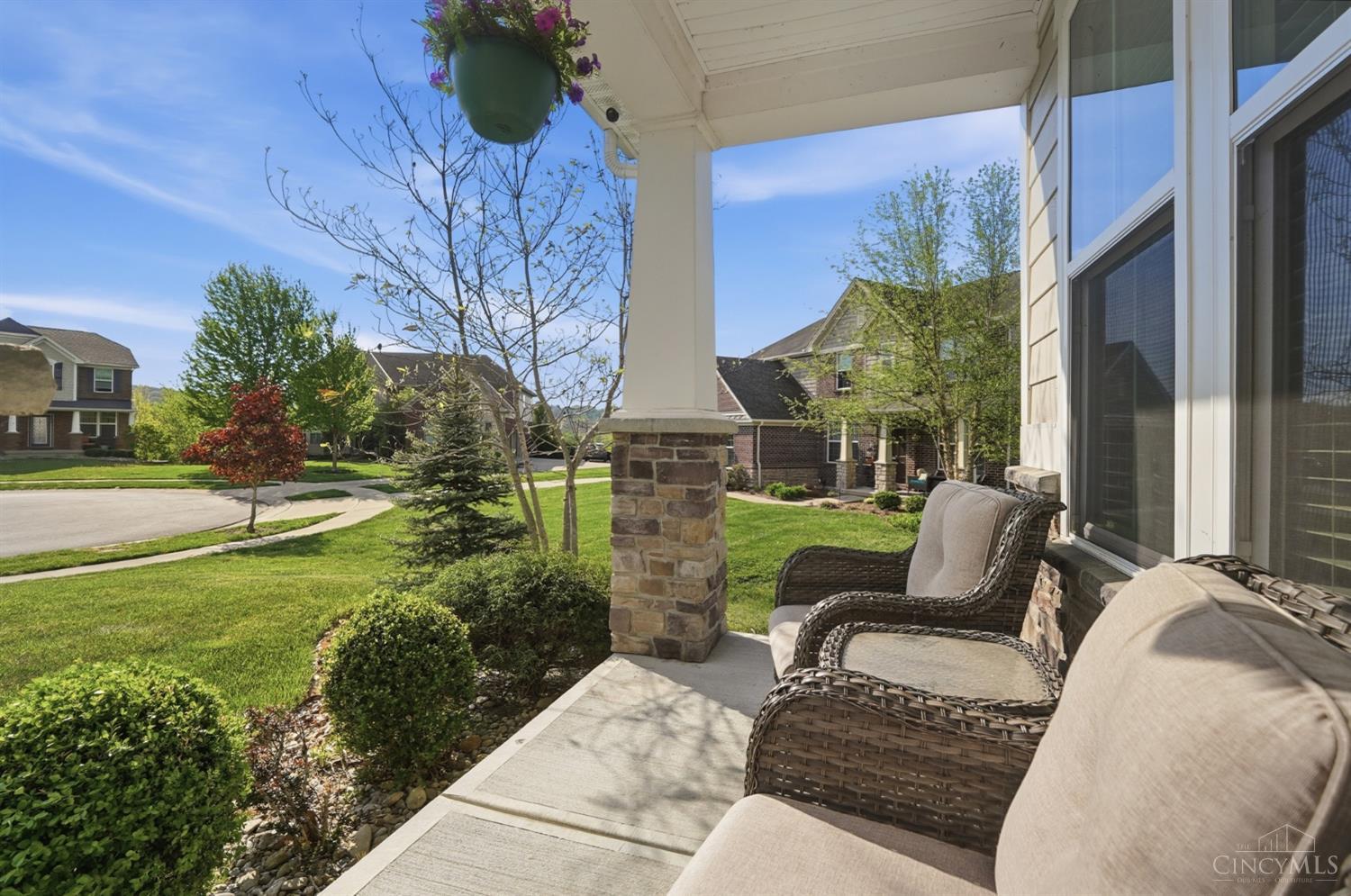 6811 Chapel Lane