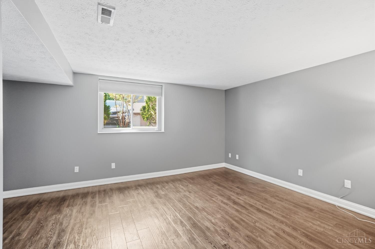9338 Hunters Creek Drive