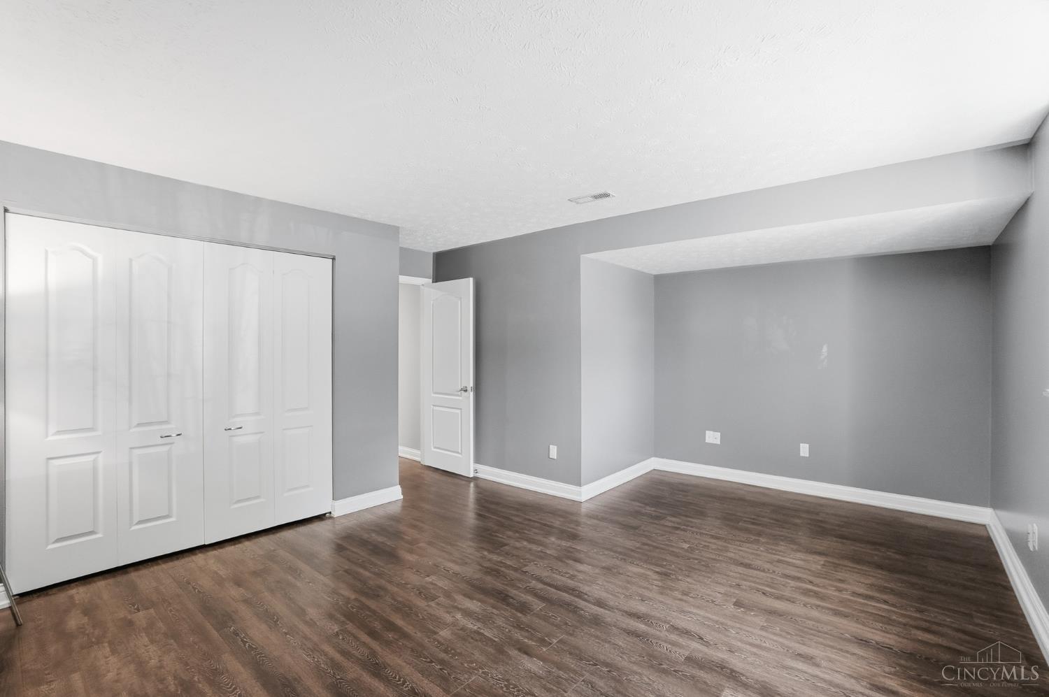9338 Hunters Creek Drive